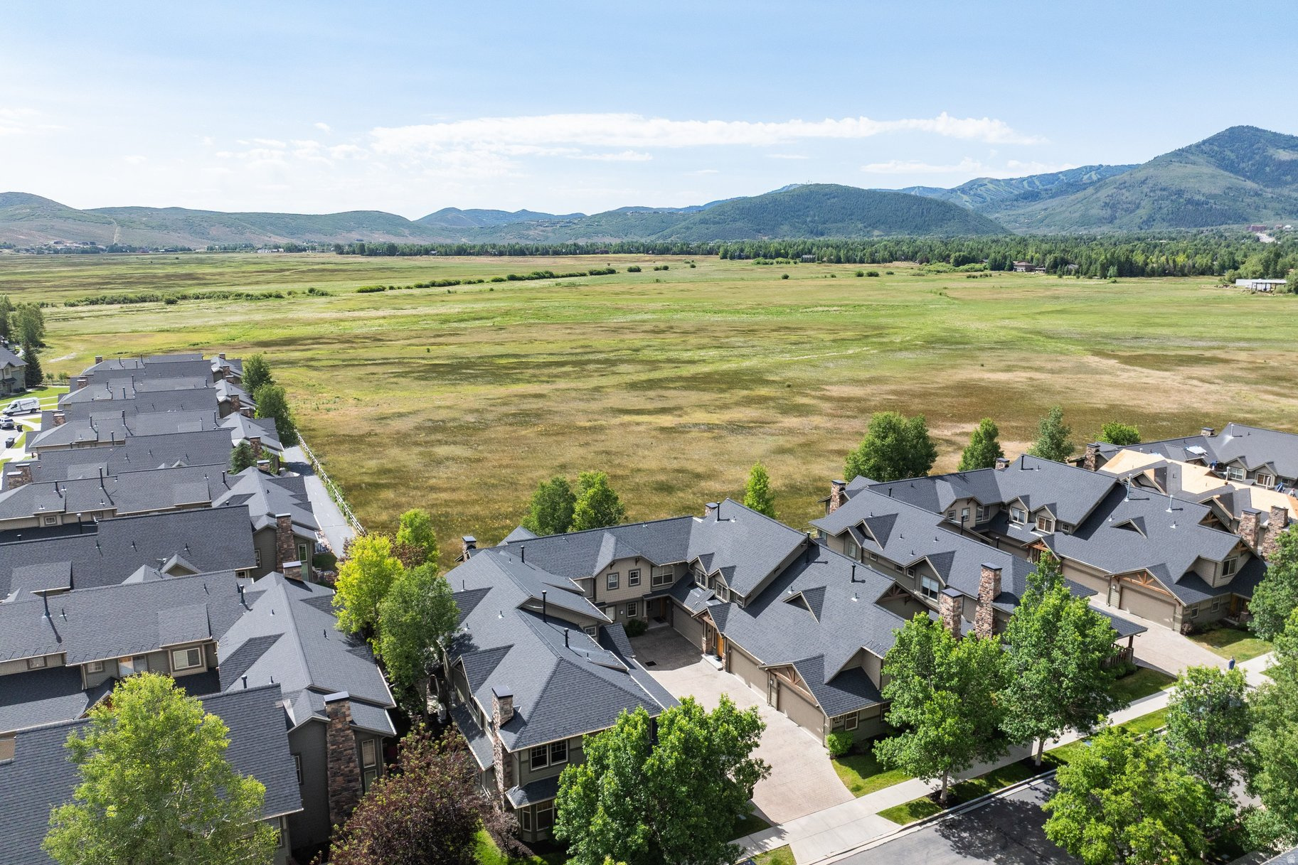 FOX POINTE @REDSTONE - Residential