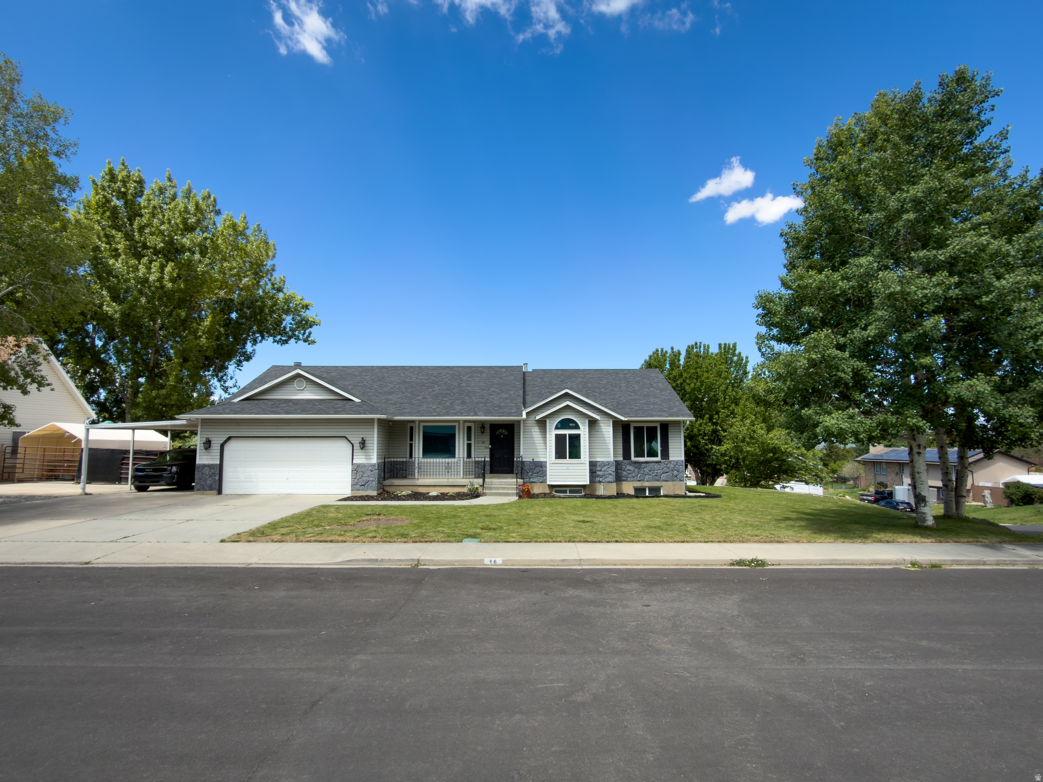 HERITAGE HILLS - Residential