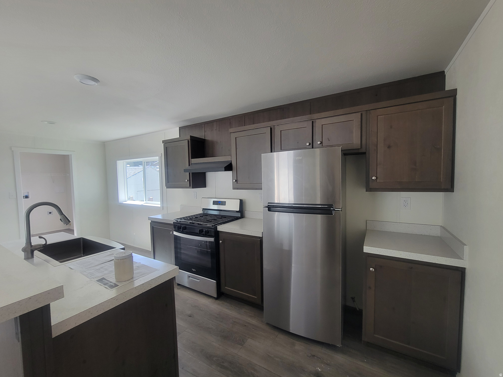 HIDDEN GLEN MOBILE ESTATES - Residential