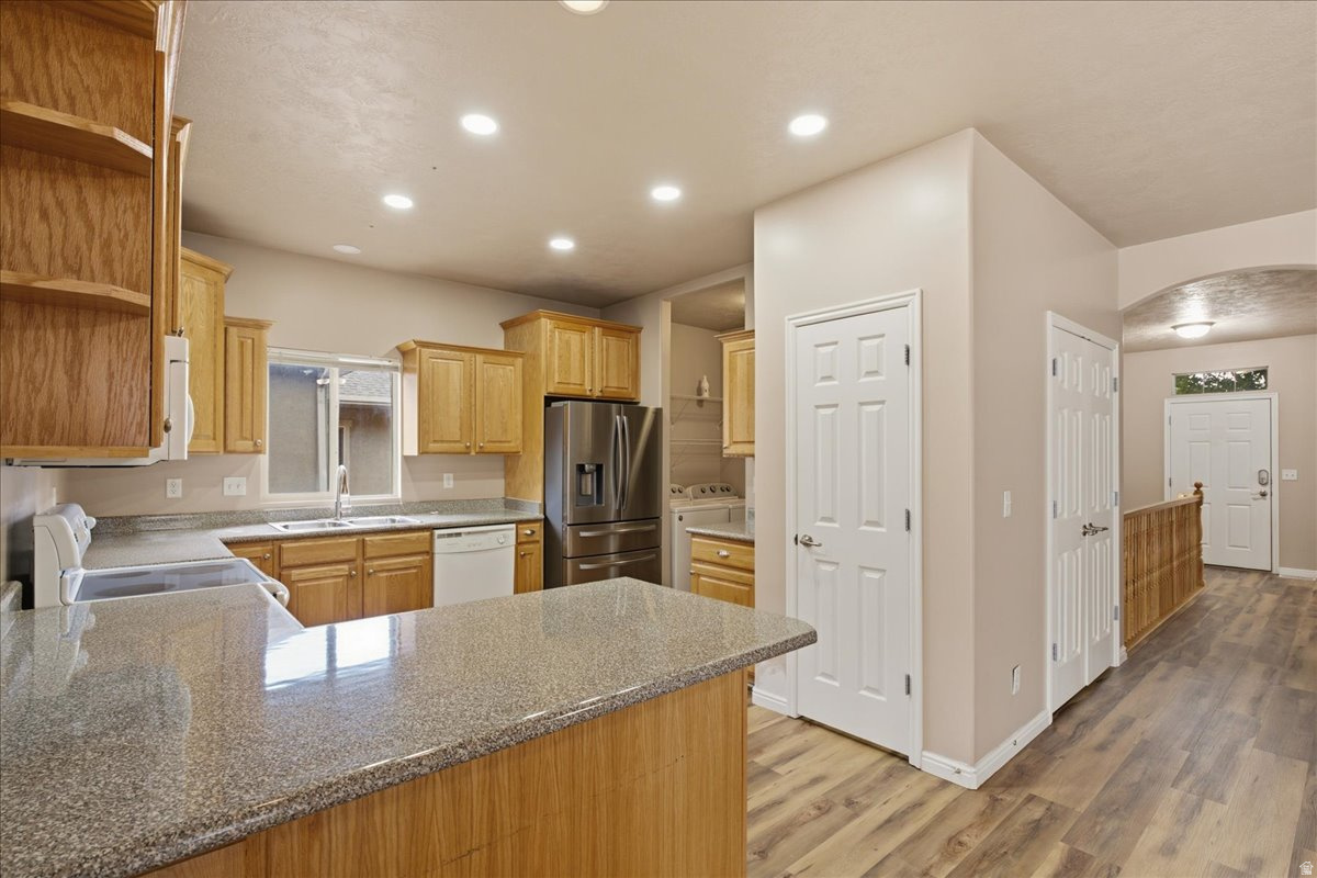 STONE CREEK - Residential