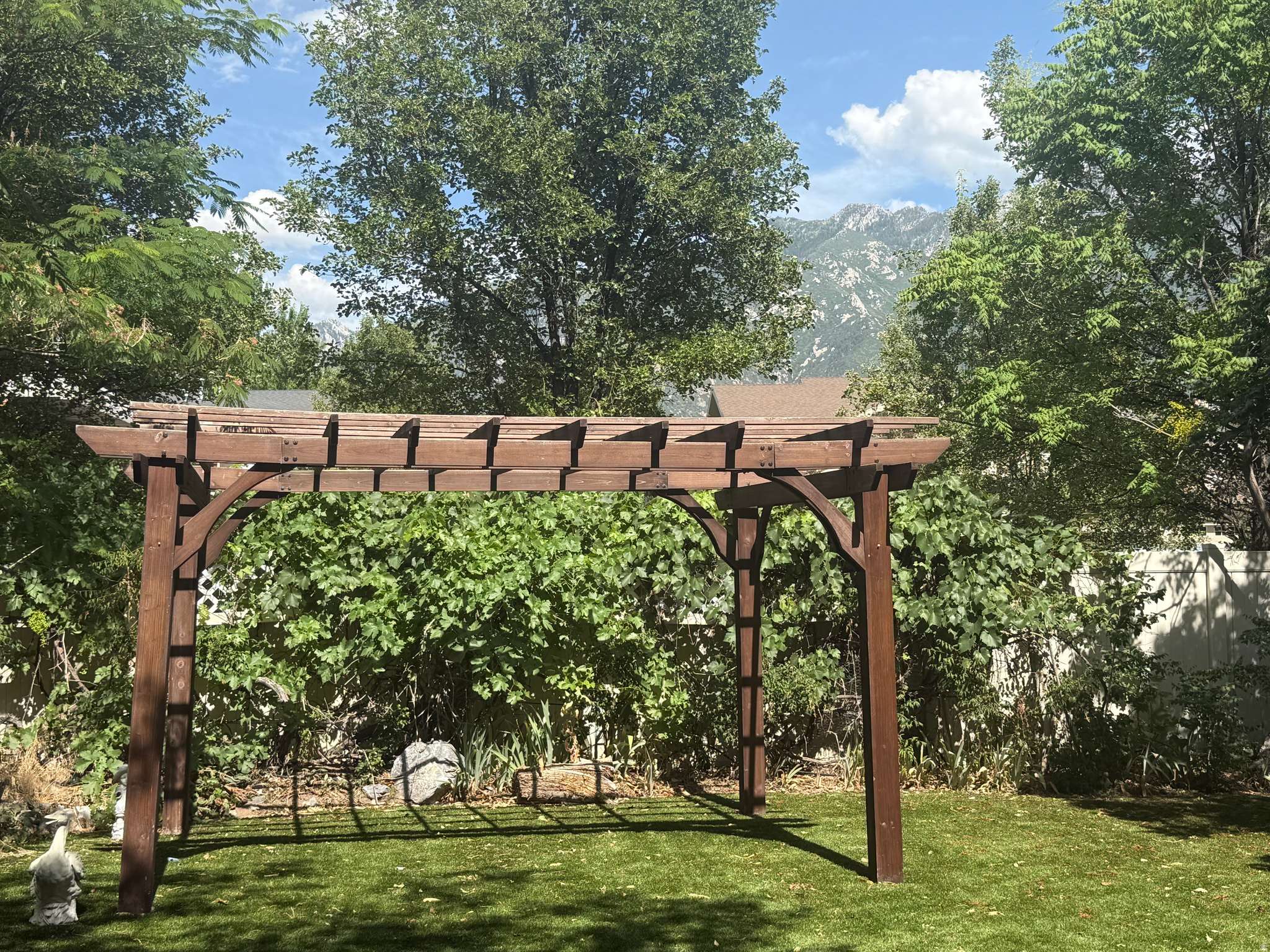 ROBINSON SQUARE - Residential