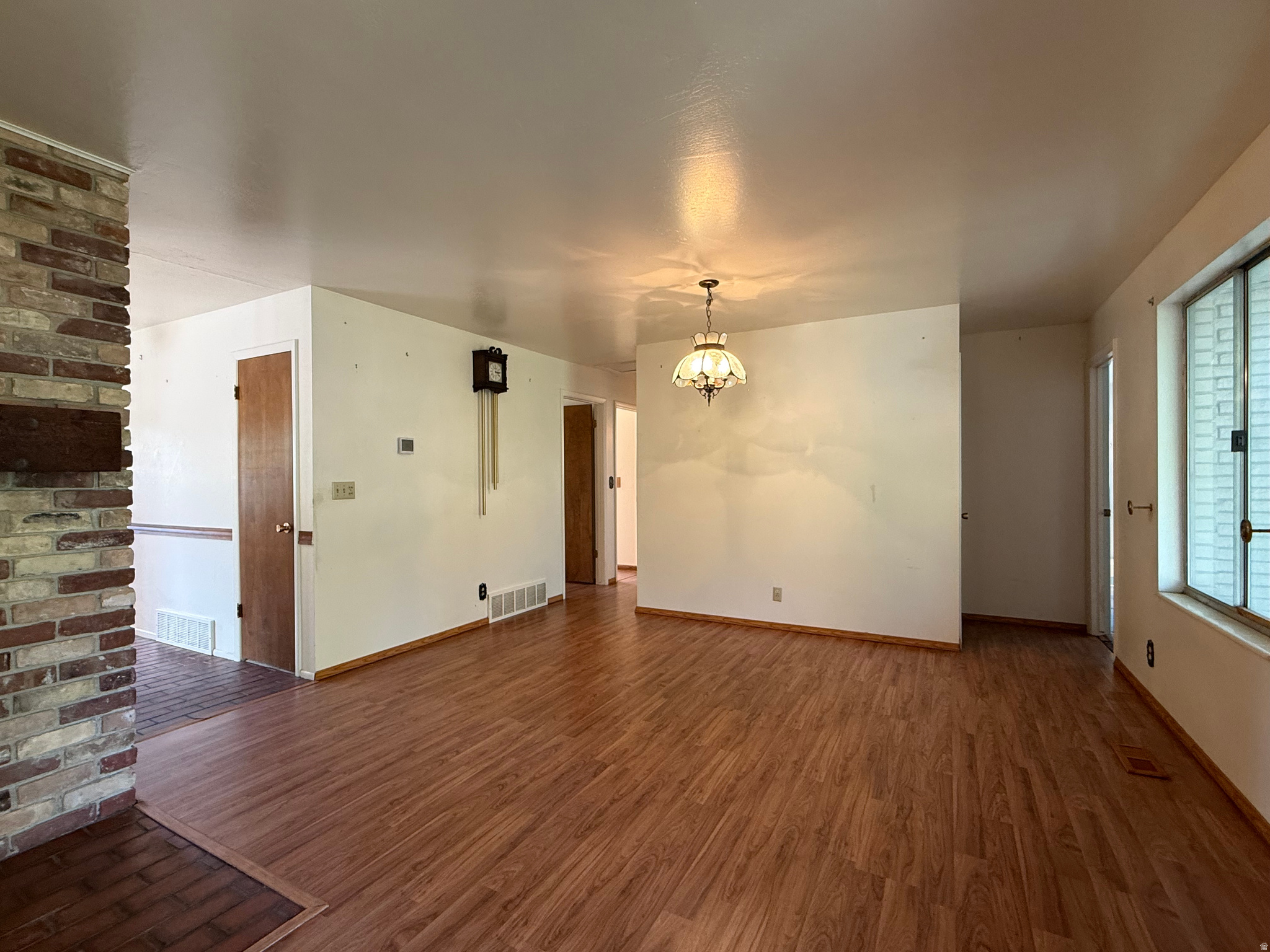 ROBINSON SQUARE - Residential