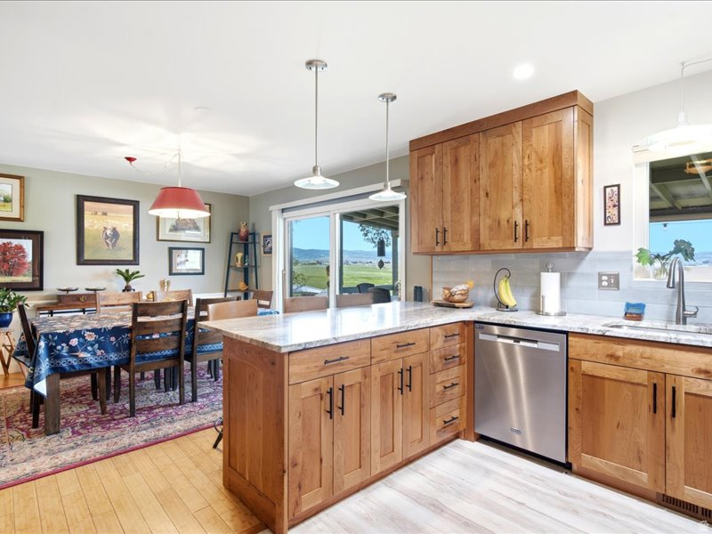 SOUTY SUMMIT - Residential