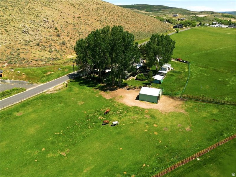 SOUTY SUMMIT - Residential