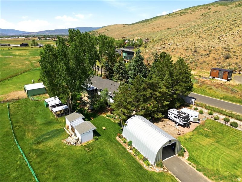 SOUTY SUMMIT - Residential