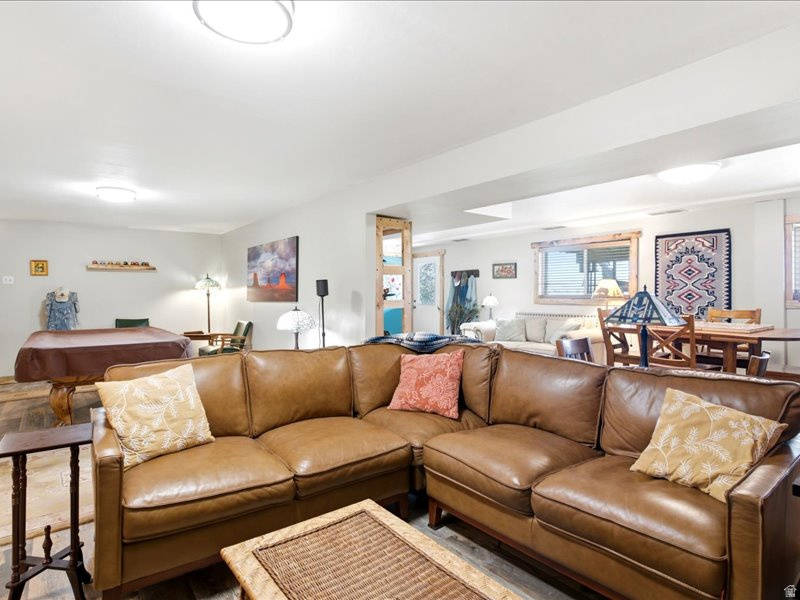 SOUTY SUMMIT - Residential