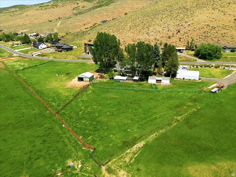 SOUTY SUMMIT - Residential