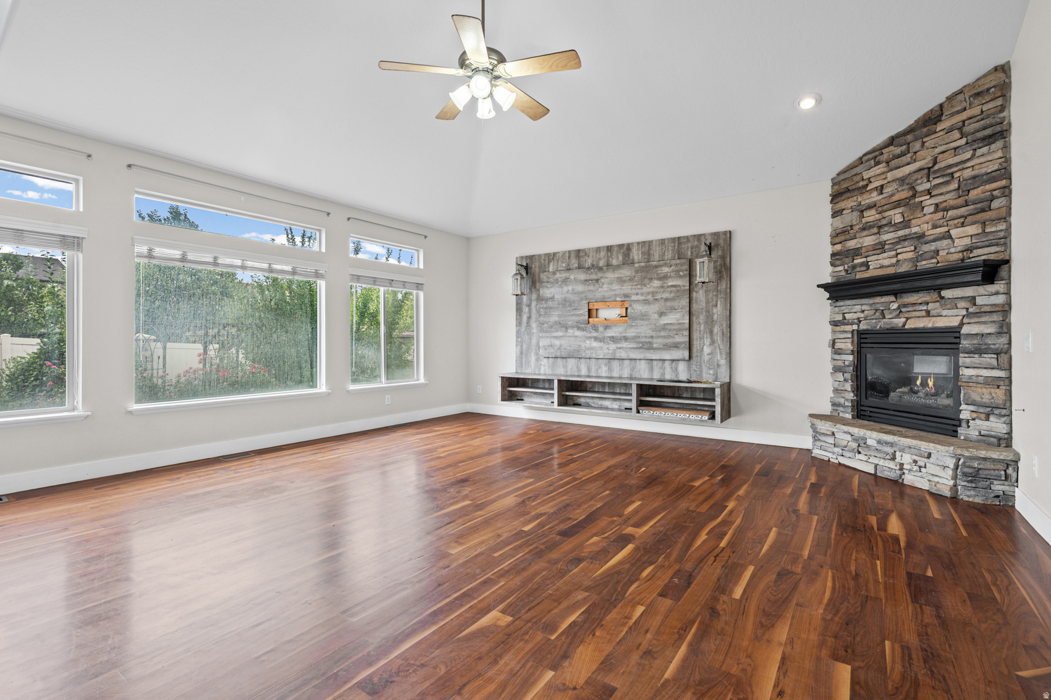 ROSECREST PLAT Q - Residential