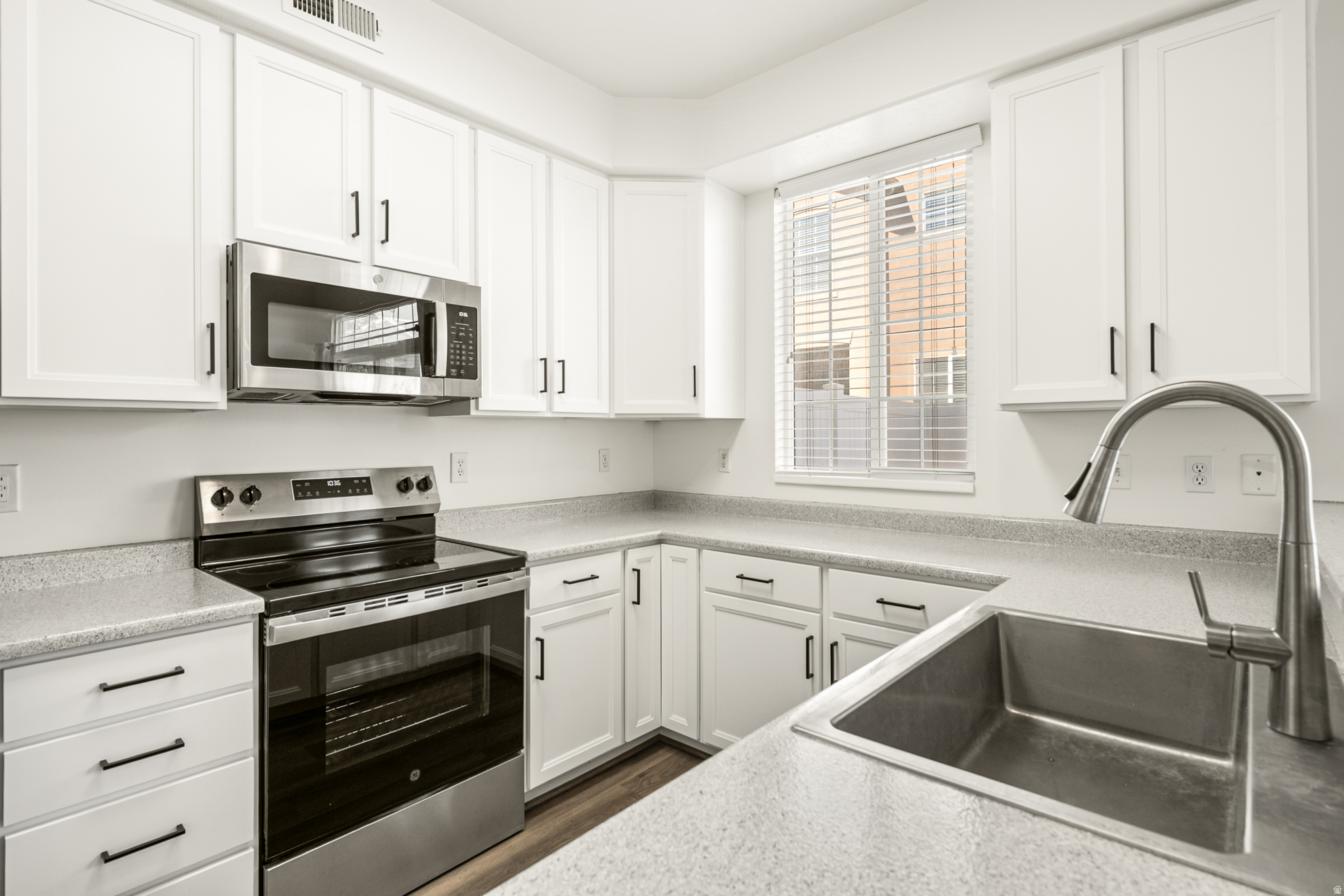 FOXBORO COVENTRY - Residential