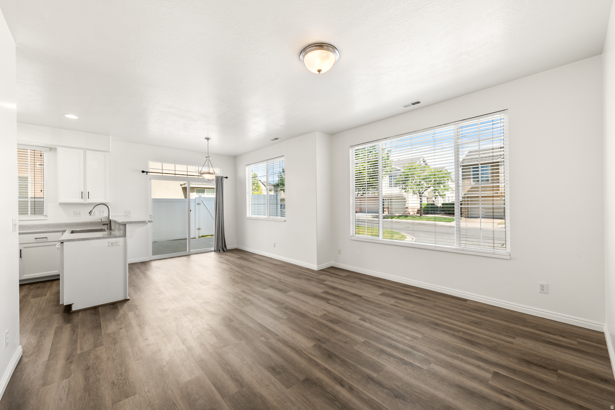 FOXBORO COVENTRY - Residential