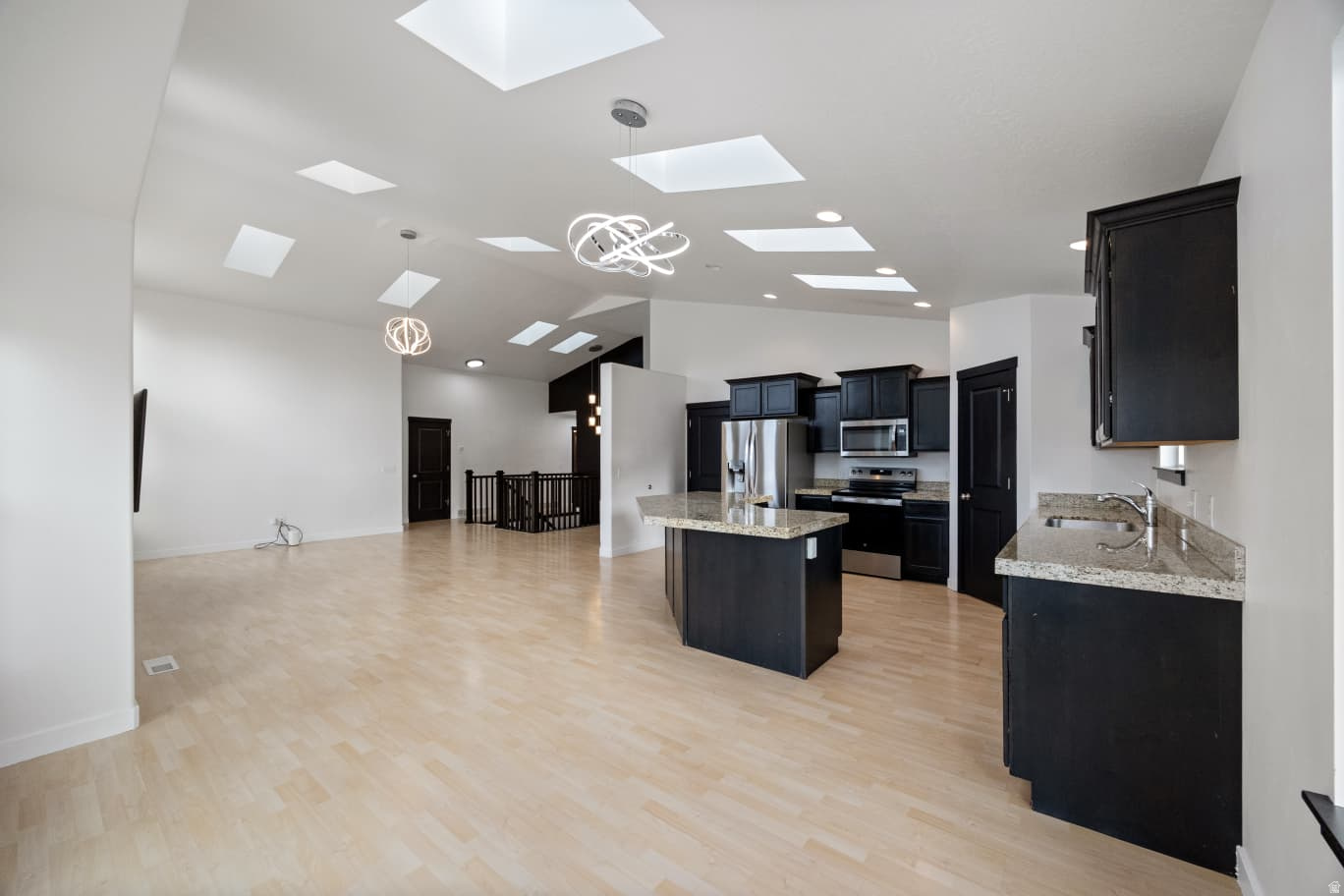 RIDGE - Residential