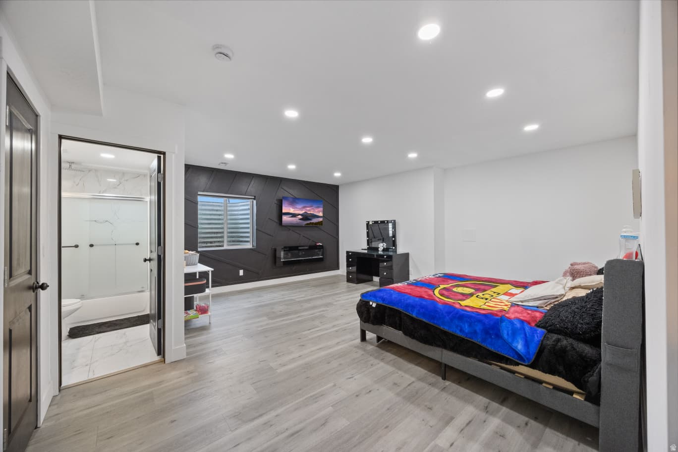 RIDGE - Residential