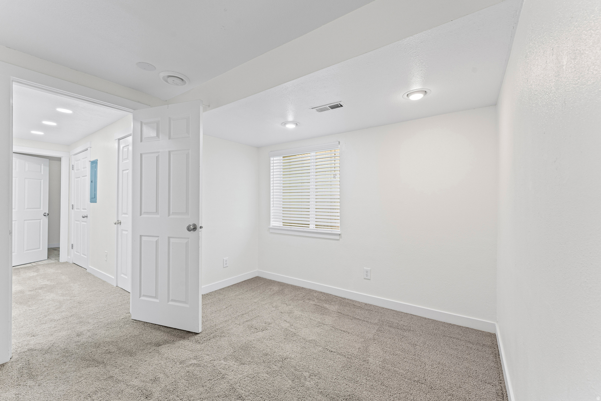 LANDING AT EAGLE MOUNTAIN - Residential
