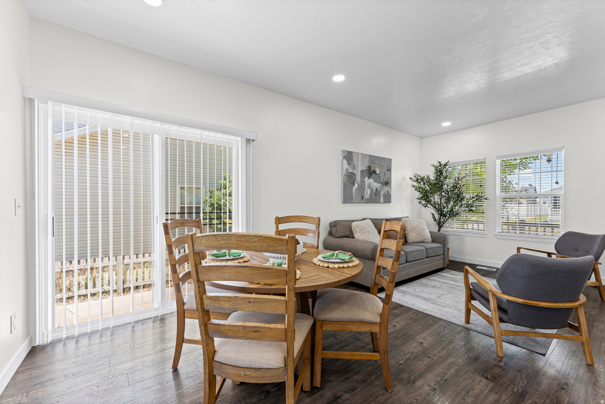 LANDING AT EAGLE MOUNTAIN - Residential