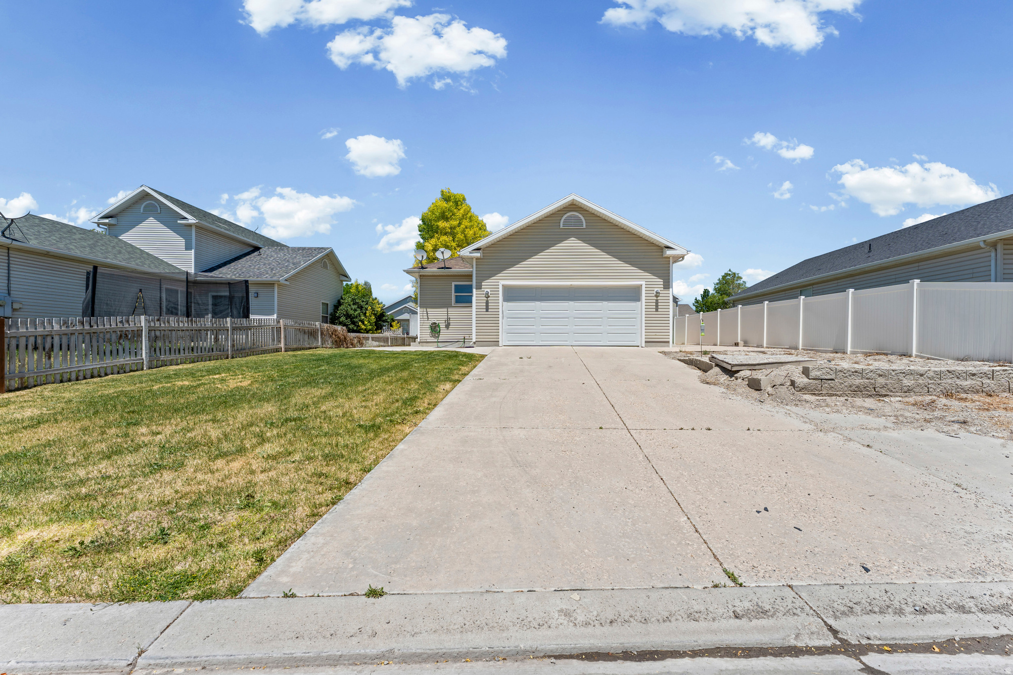 LANDING AT EAGLE MOUNTAIN - Residential