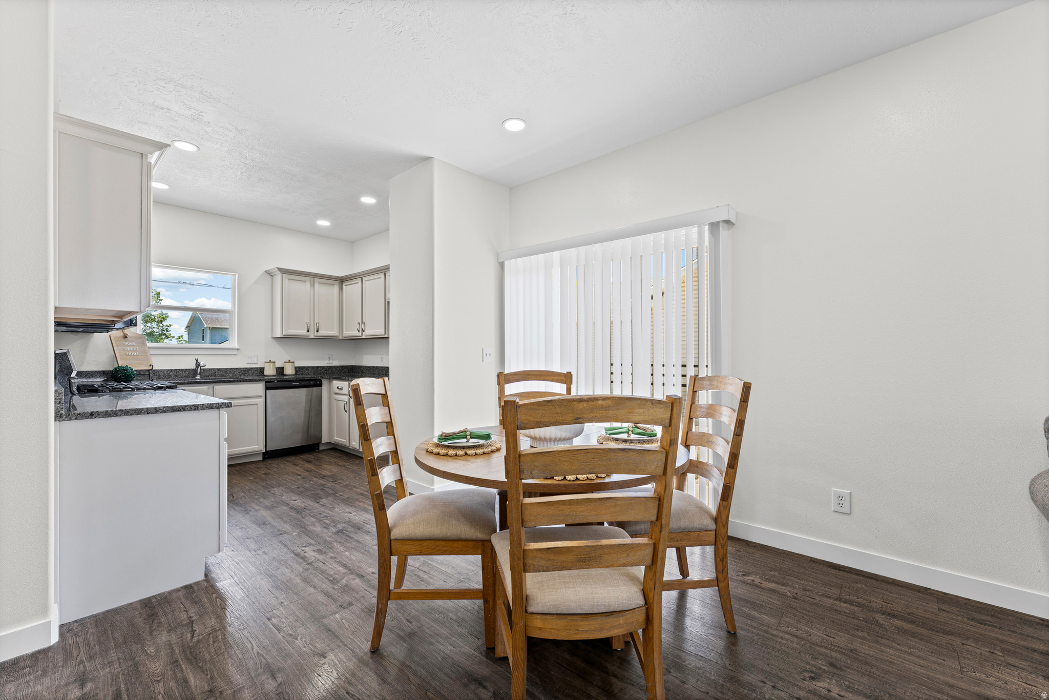 LANDING AT EAGLE MOUNTAIN - Residential
