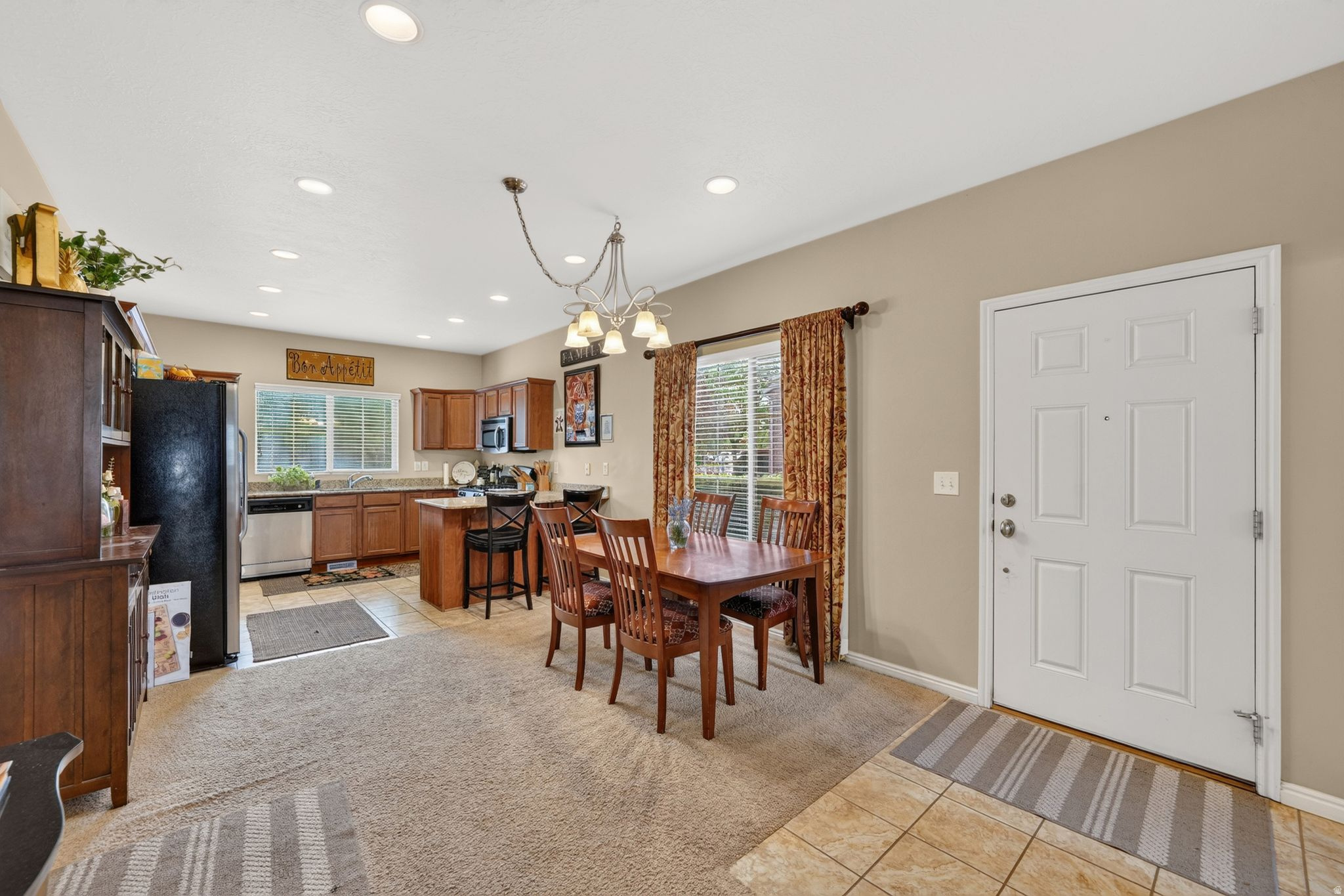 CLUBVIEW TOWNS AT IVORY RIDGE - Residential