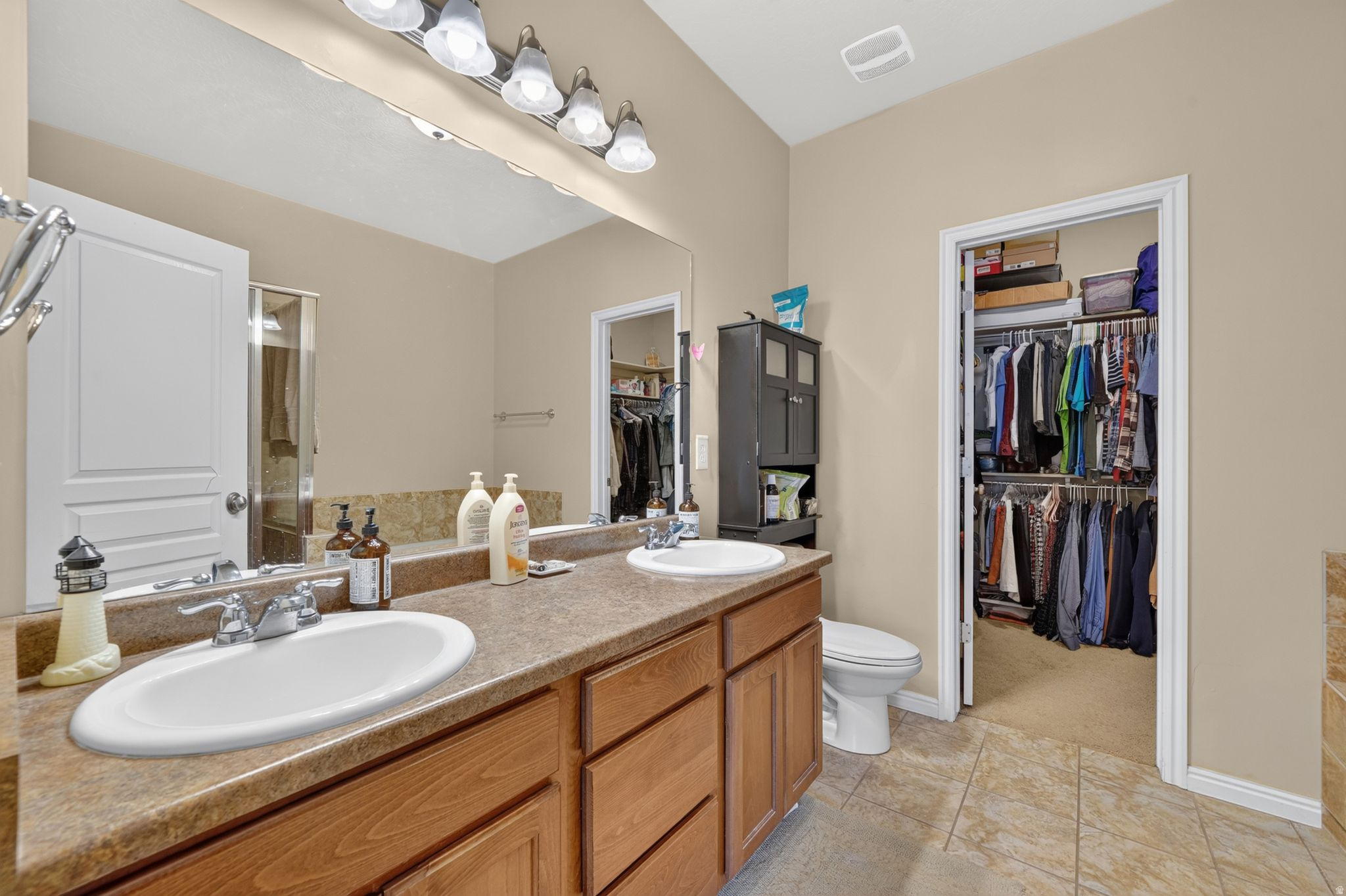 CLUBVIEW TOWNS AT IVORY RIDGE - Residential
