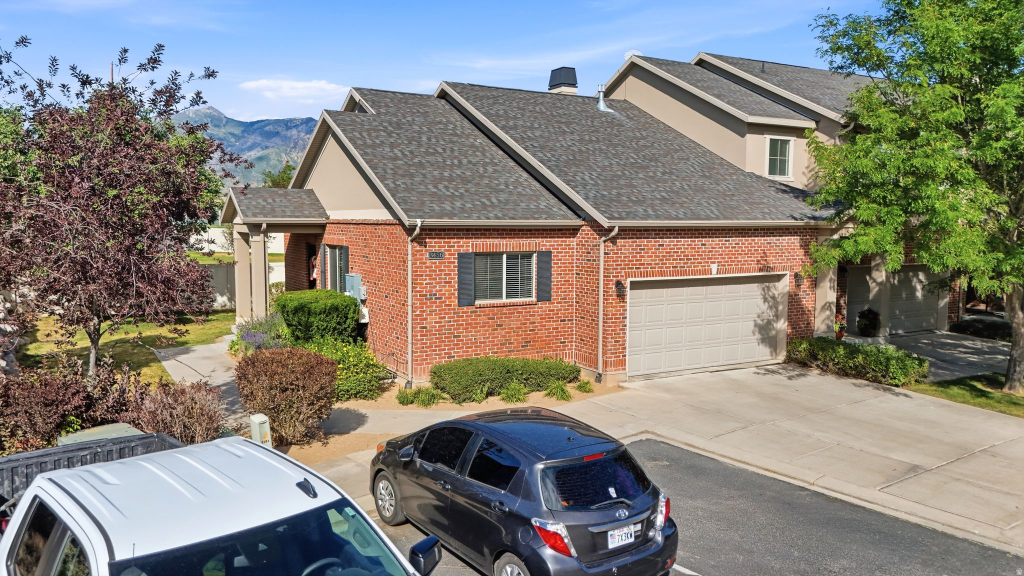 CLUBVIEW TOWNS AT IVORY RIDGE - Residential