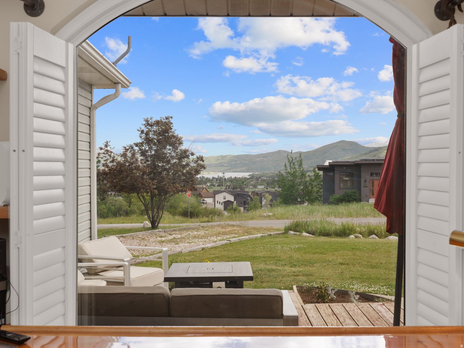 PATIO SPRINGS - Residential