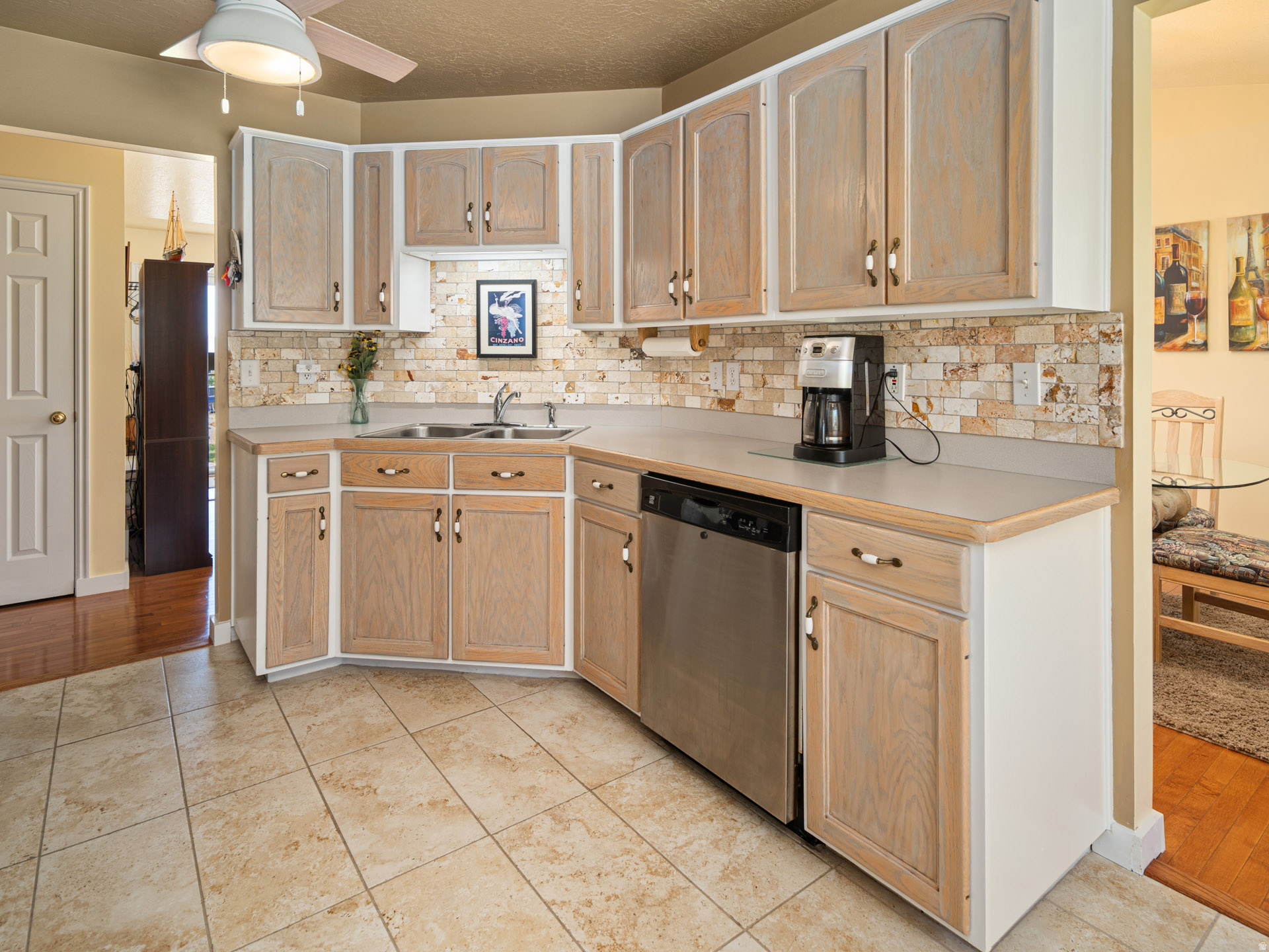 PATIO SPRINGS - Residential