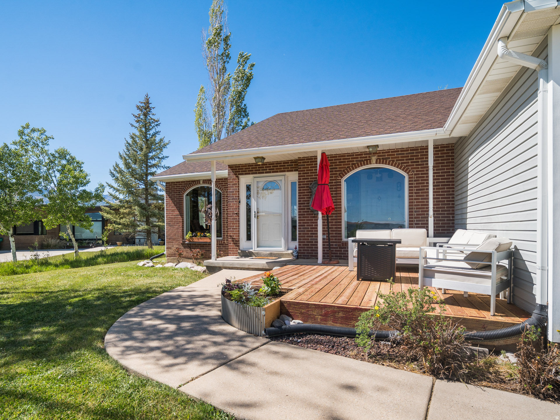 PATIO SPRINGS - Residential