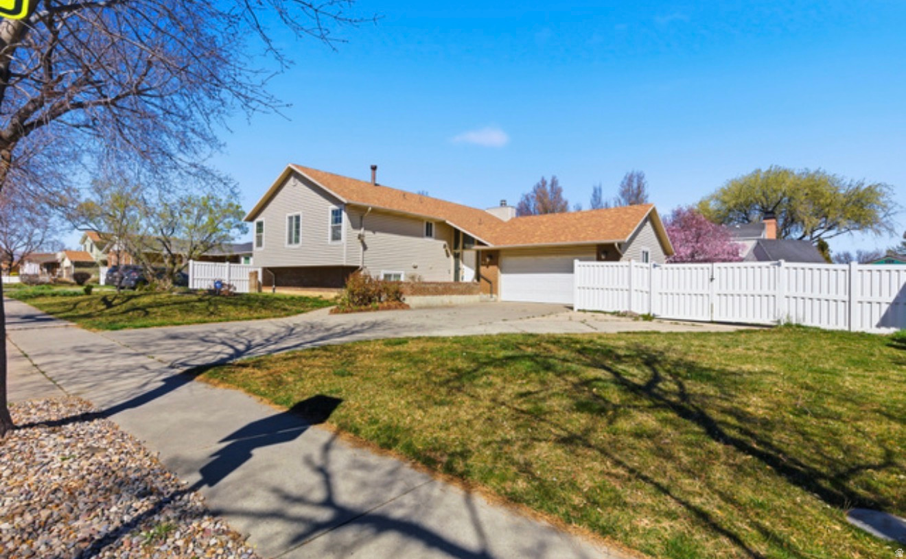 WALDEN HILL - Residential