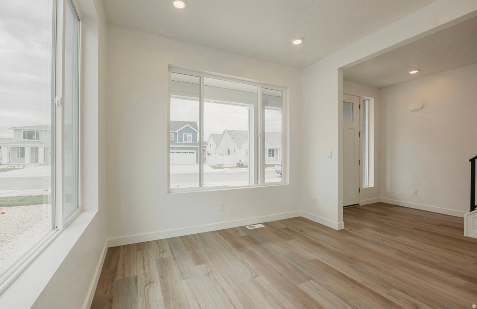 FIREFLY - Residential