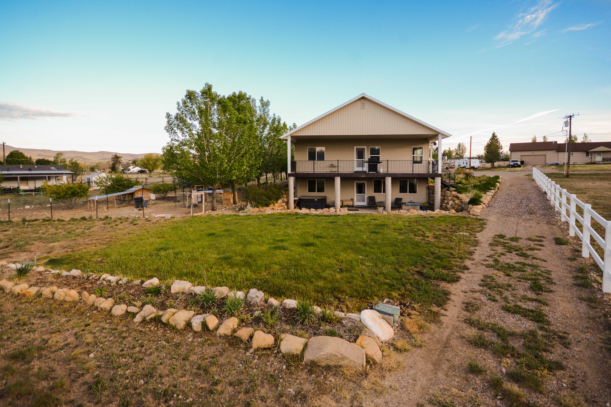 FAIRVIEW CITY - Residential