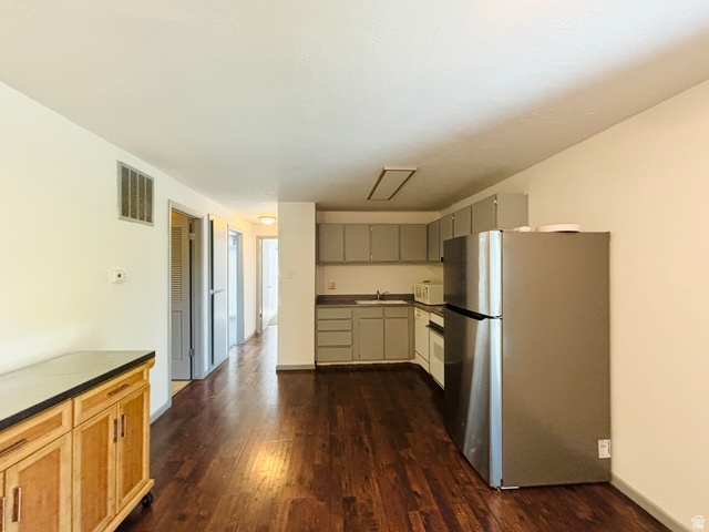 FRENCH COURT CONDMN - Residential