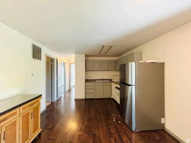 FRENCH COURT CONDMN - Residential