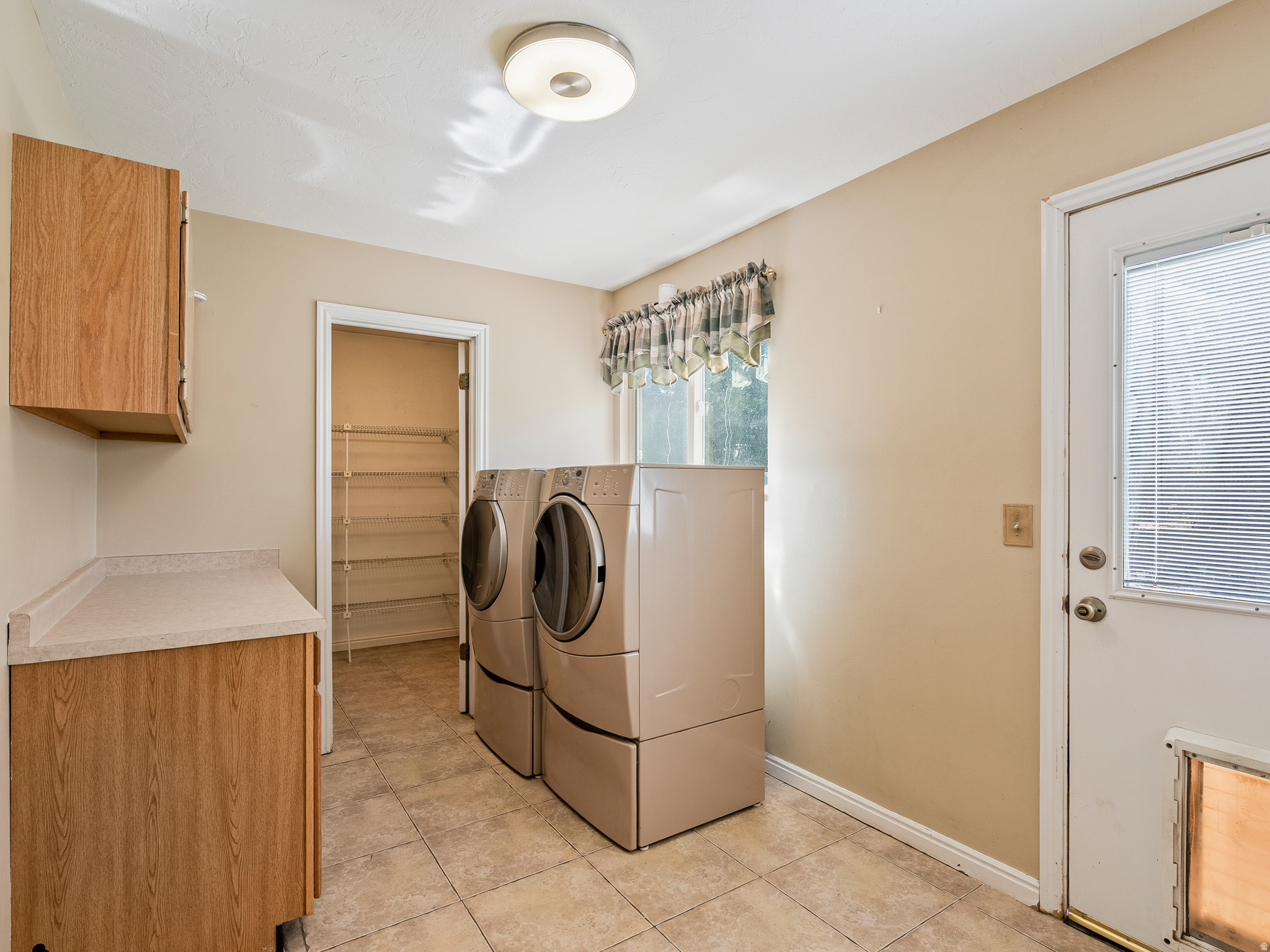 MILLS HEIGHTS PLAT B - Residential