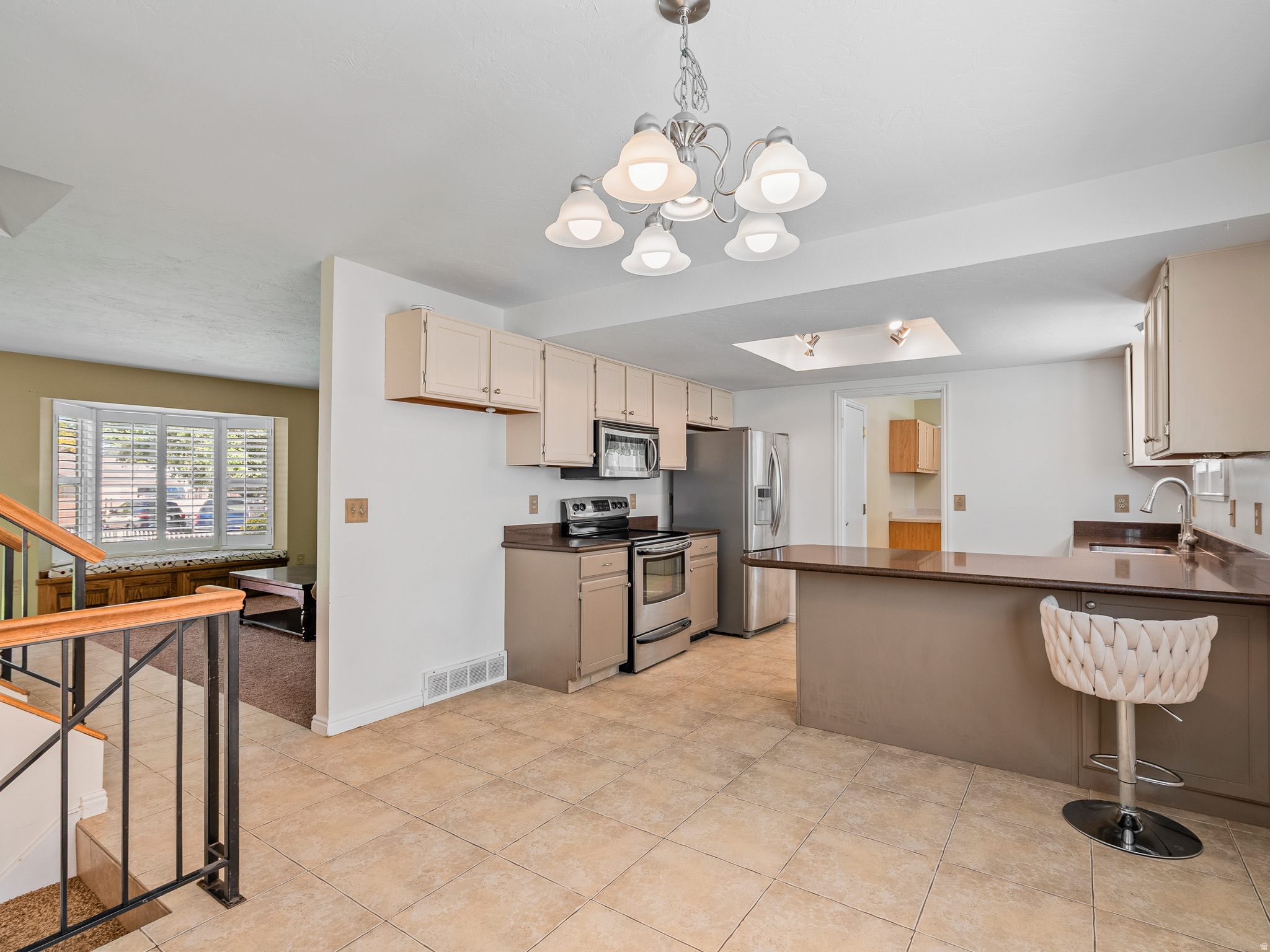 MILLS HEIGHTS PLAT B - Residential