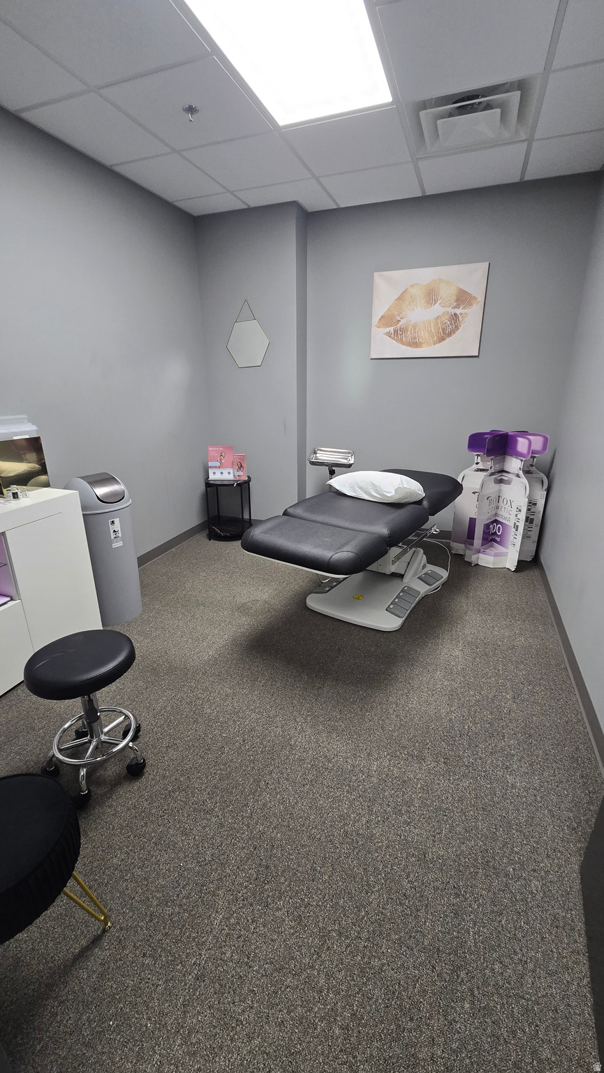 OFFICE CONDO - Commercial Lease
