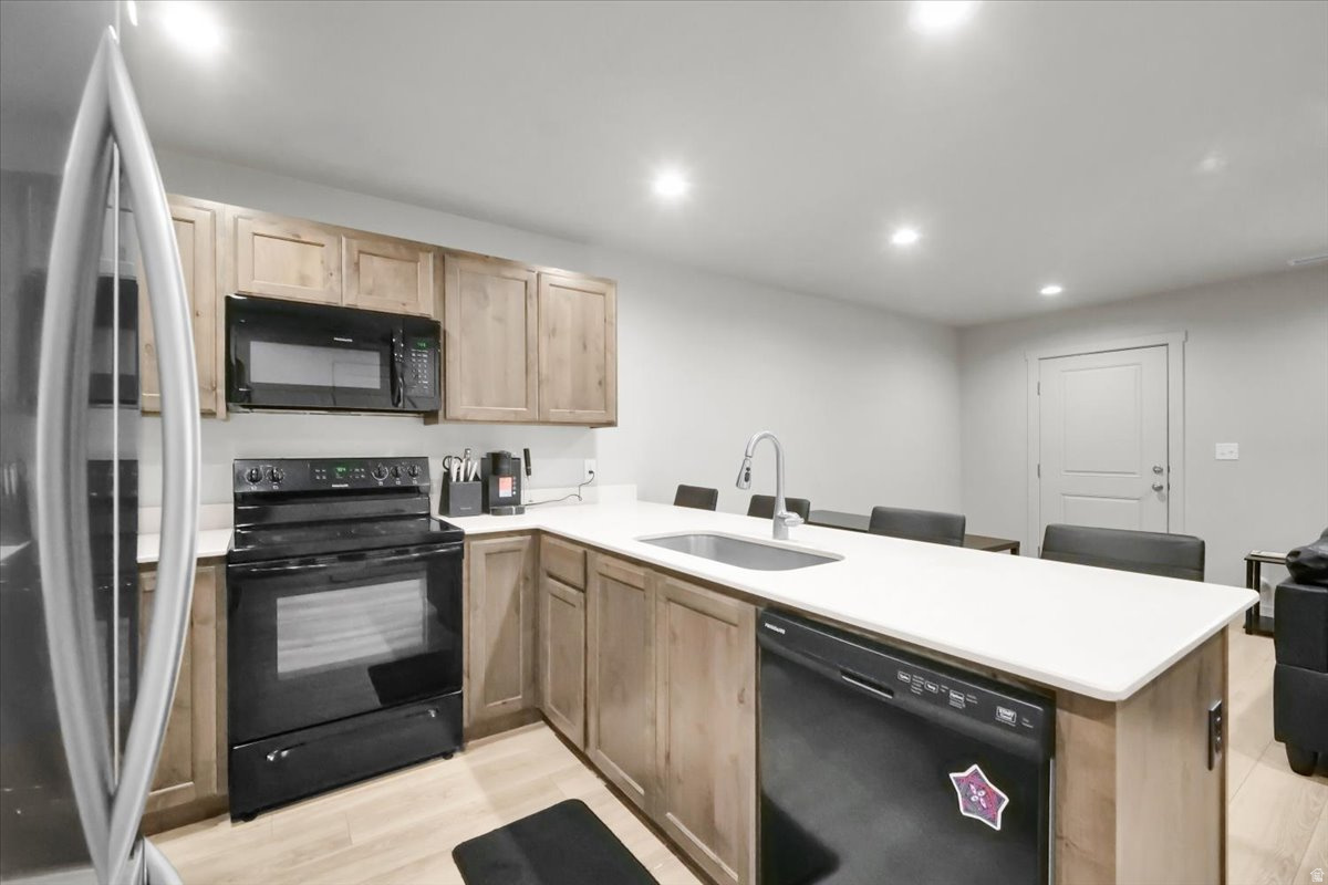 VILLAGES AT ARROWHEAD PARK - Residential