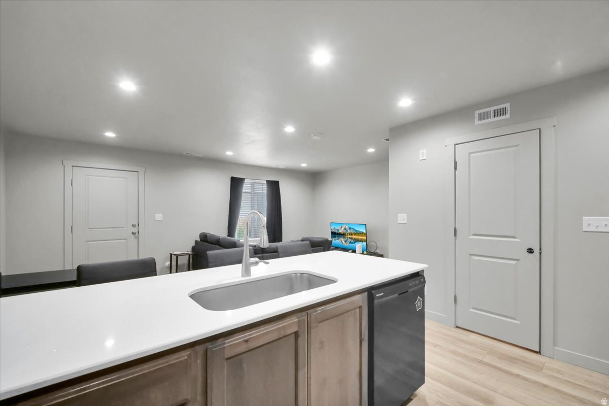 VILLAGES AT ARROWHEAD PARK - Residential