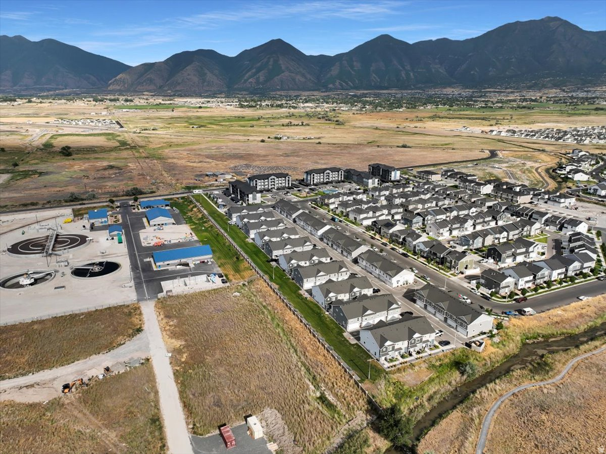 VILLAGES AT ARROWHEAD PARK - Residential