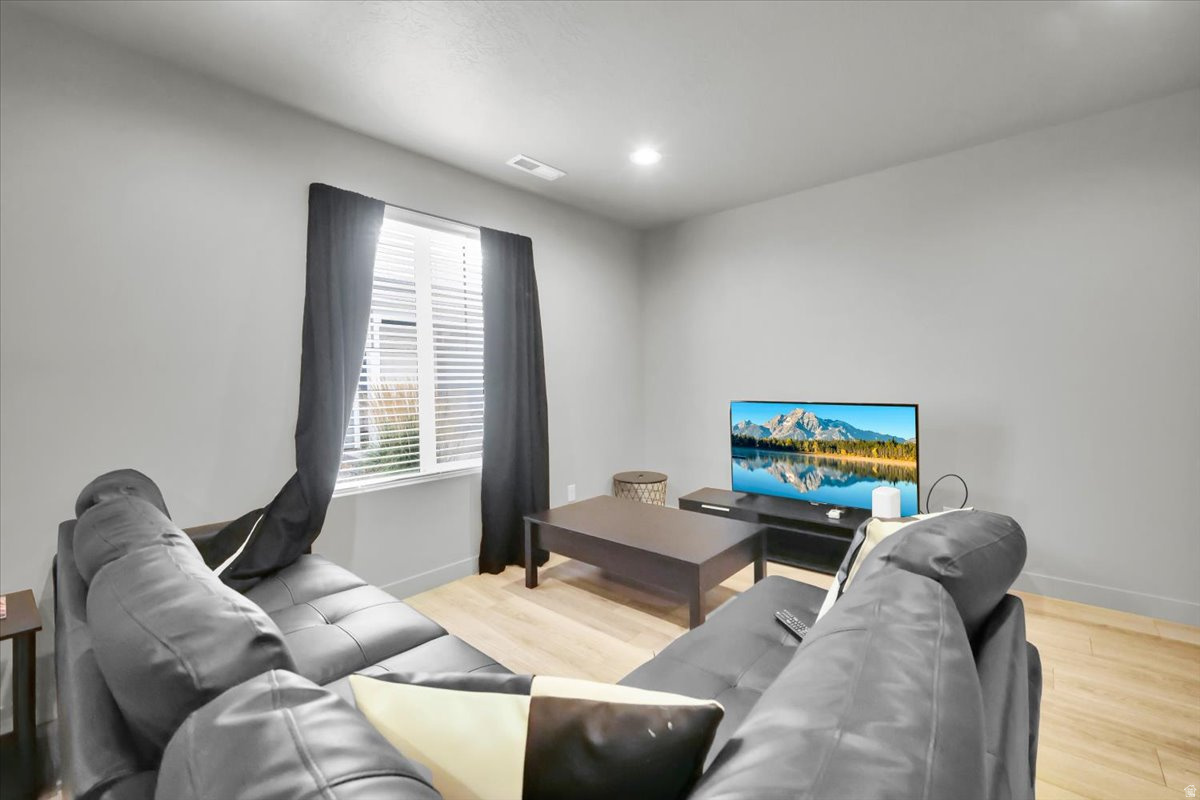 VILLAGES AT ARROWHEAD PARK - Residential