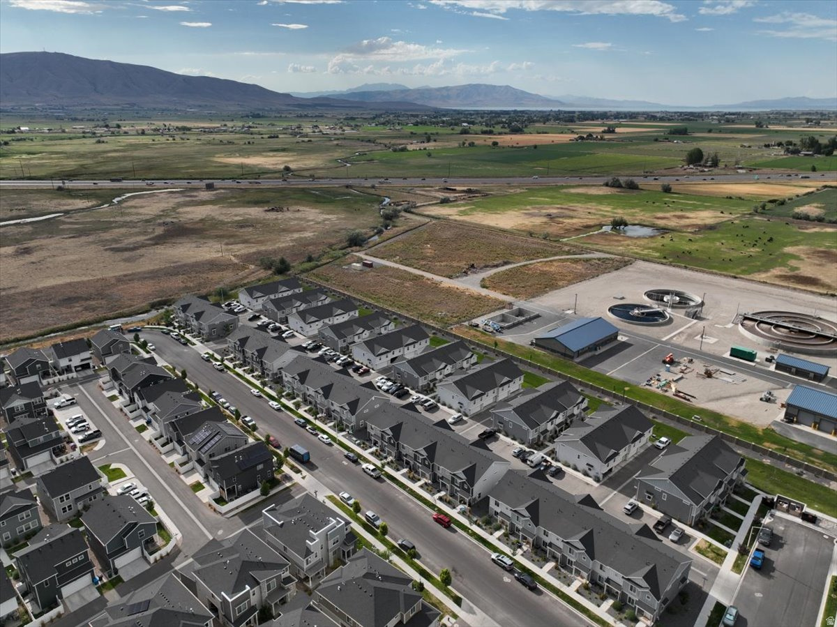 VILLAGES AT ARROWHEAD PARK - Residential