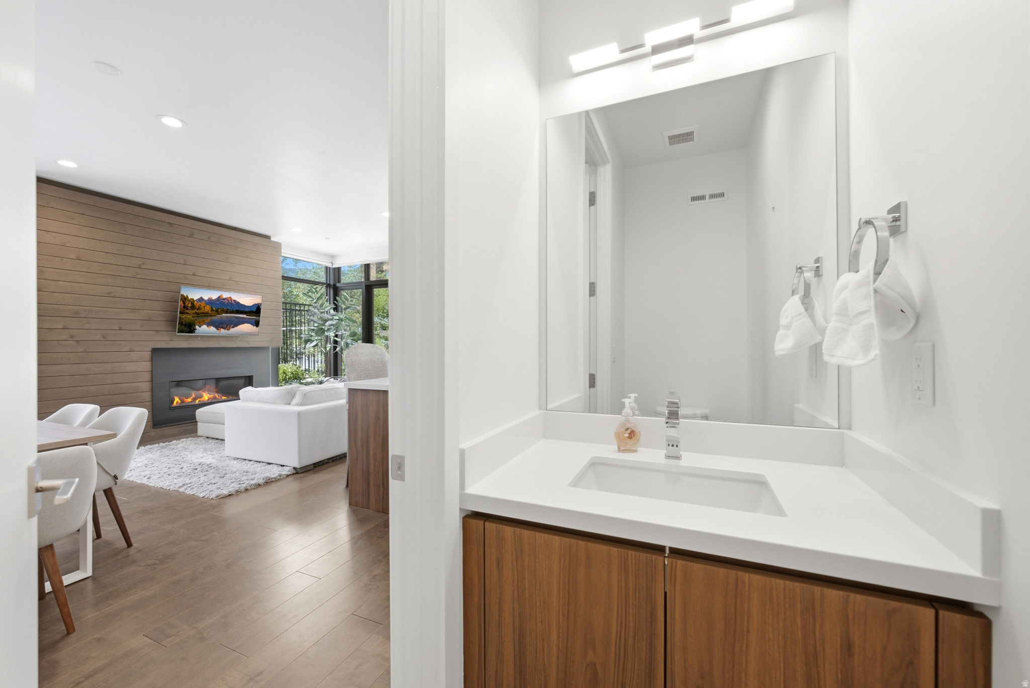 VIRDIAN CONDOMINIUMS - Residential