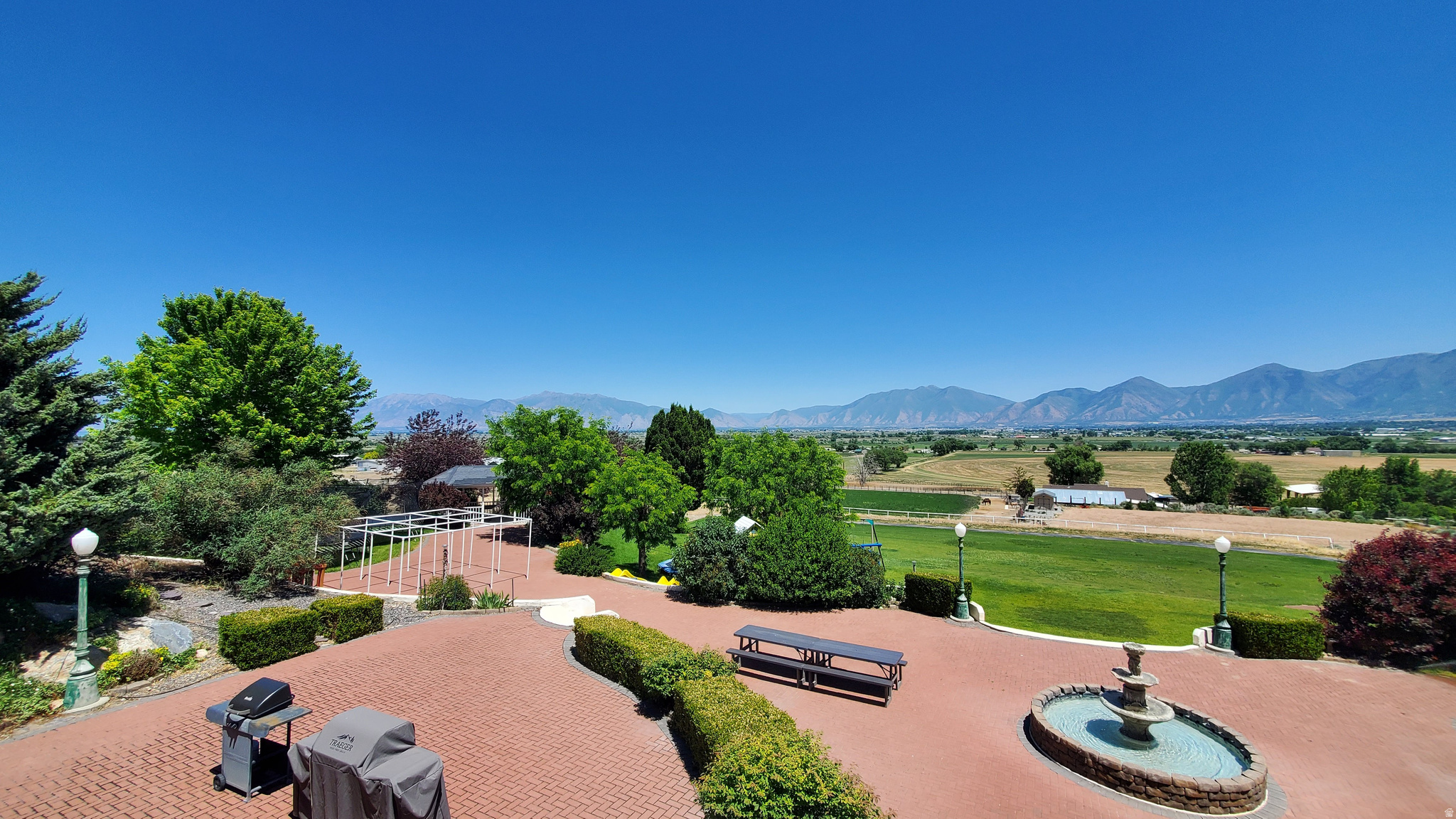 WEST MOUNTAIN RANCHES - Residential