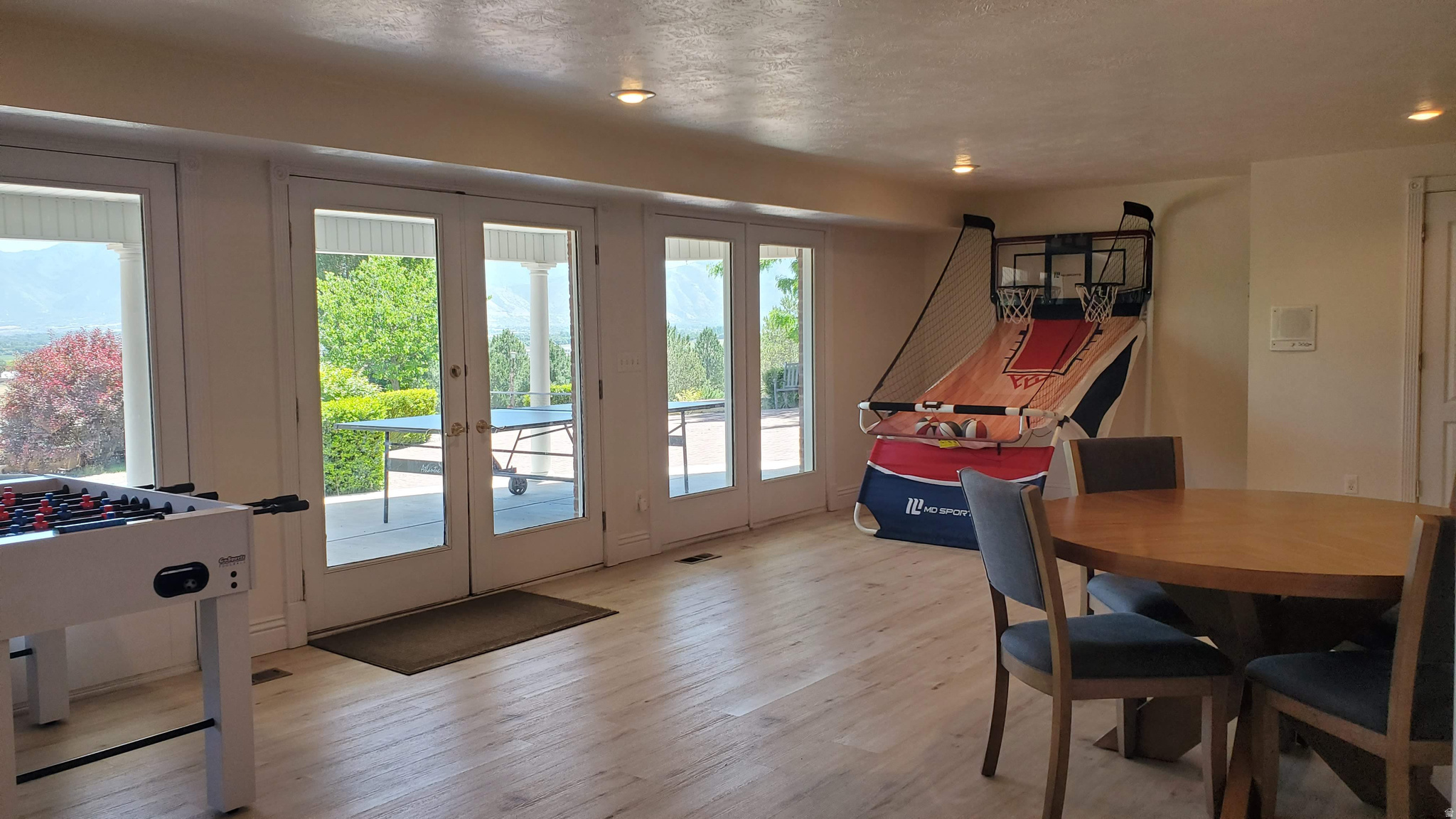 WEST MOUNTAIN RANCHES - Residential