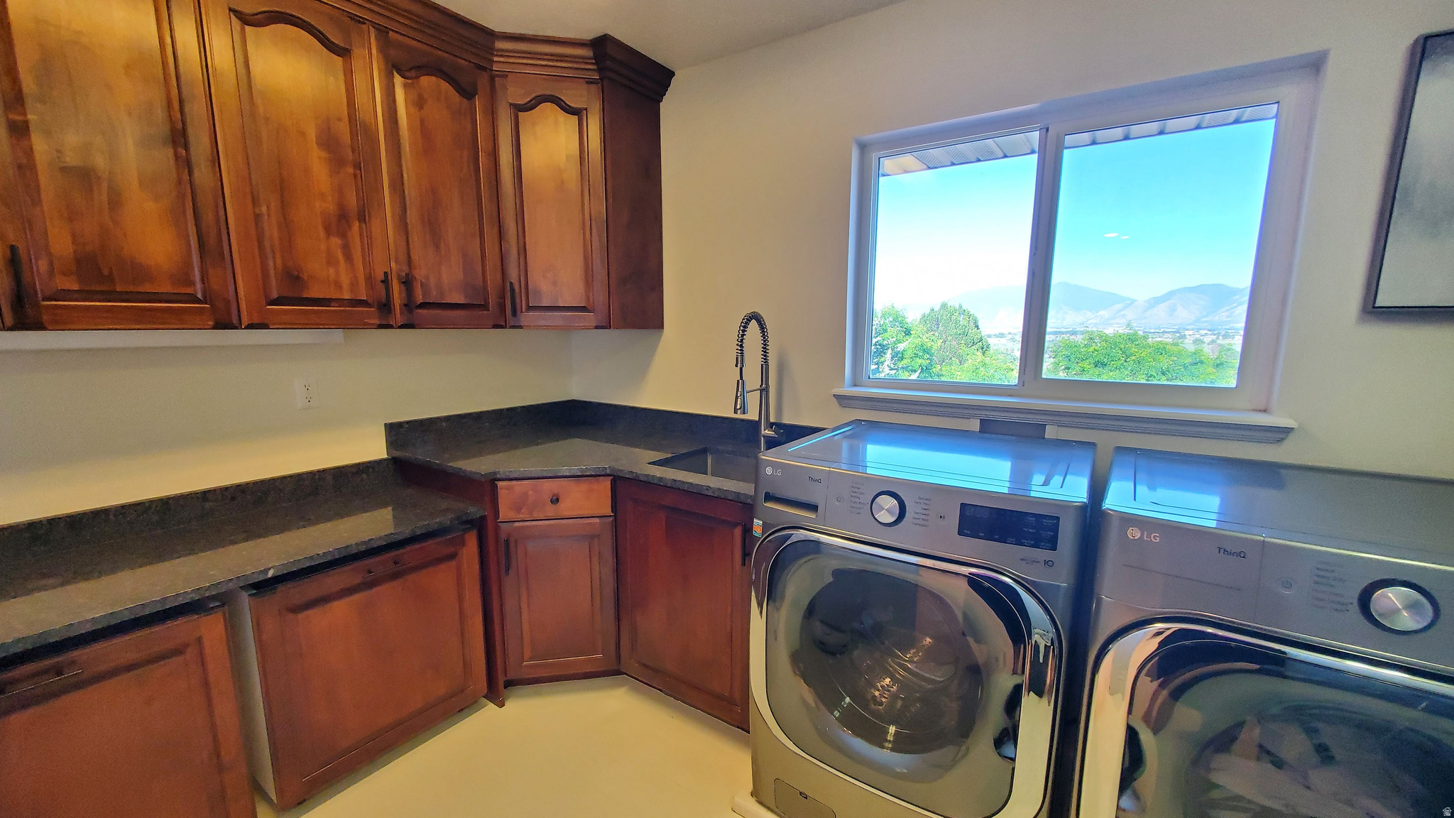 WEST MOUNTAIN RANCHES - Residential