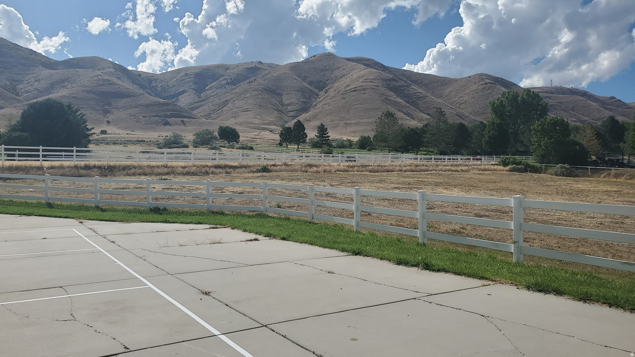 WEST MOUNTAIN RANCHES - Residential