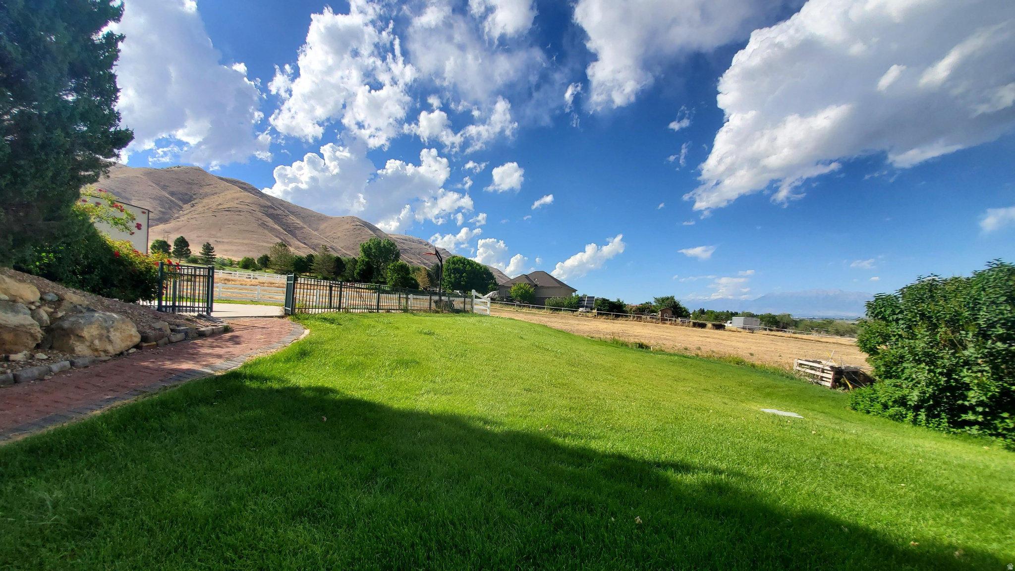 WEST MOUNTAIN RANCHES - Residential