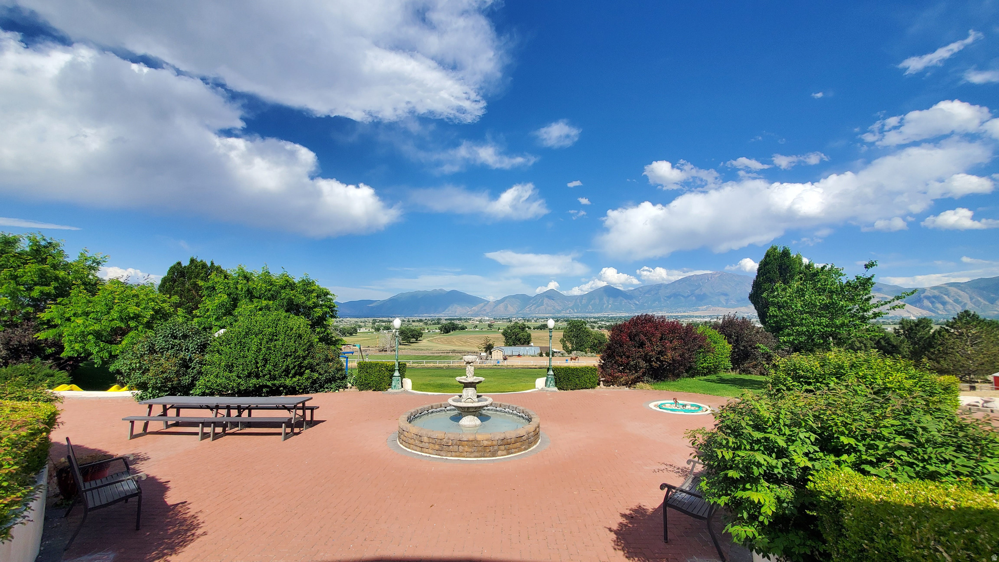 WEST MOUNTAIN RANCHES - Residential