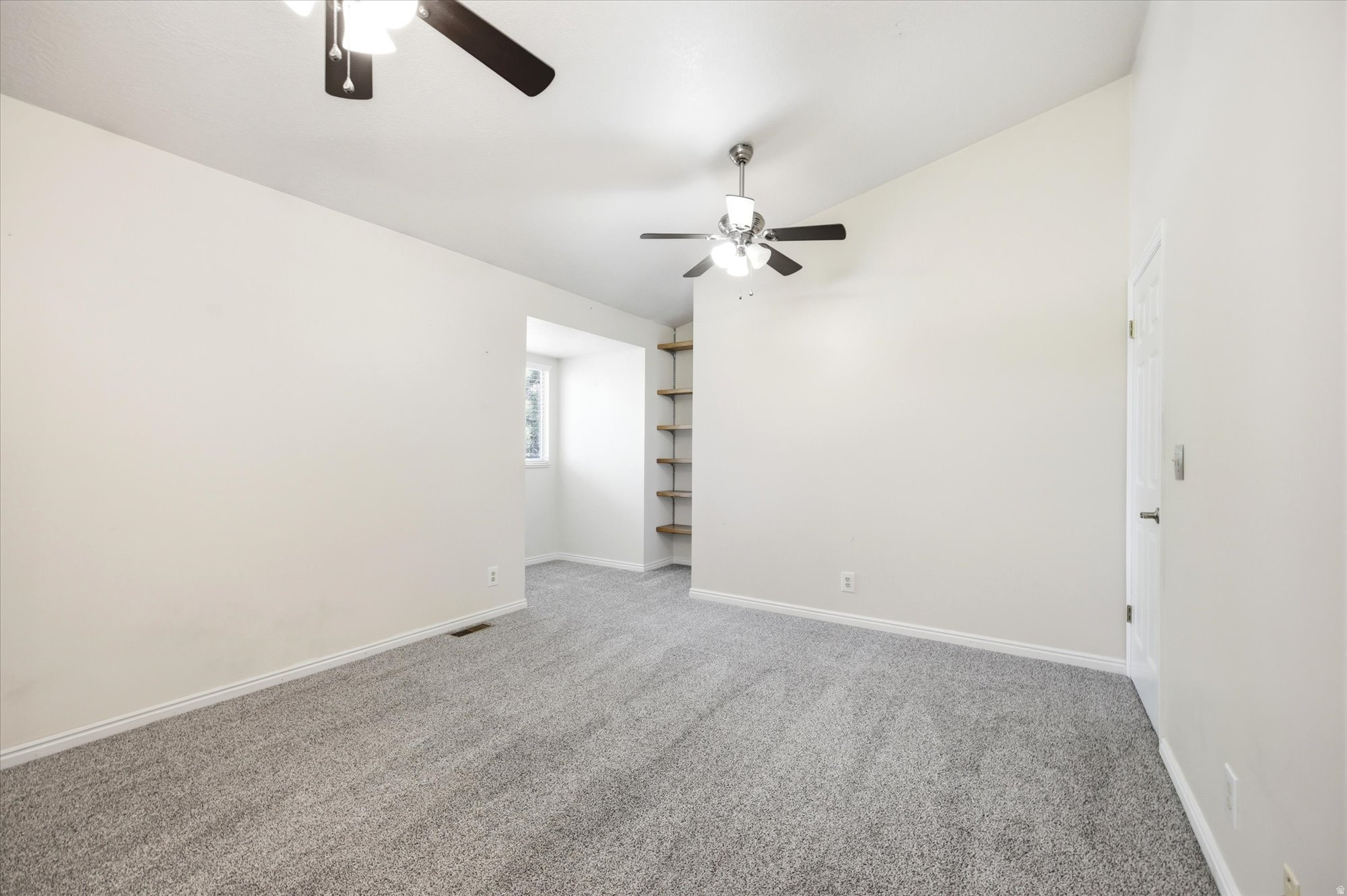 DEVONSHIRE COURT - Residential