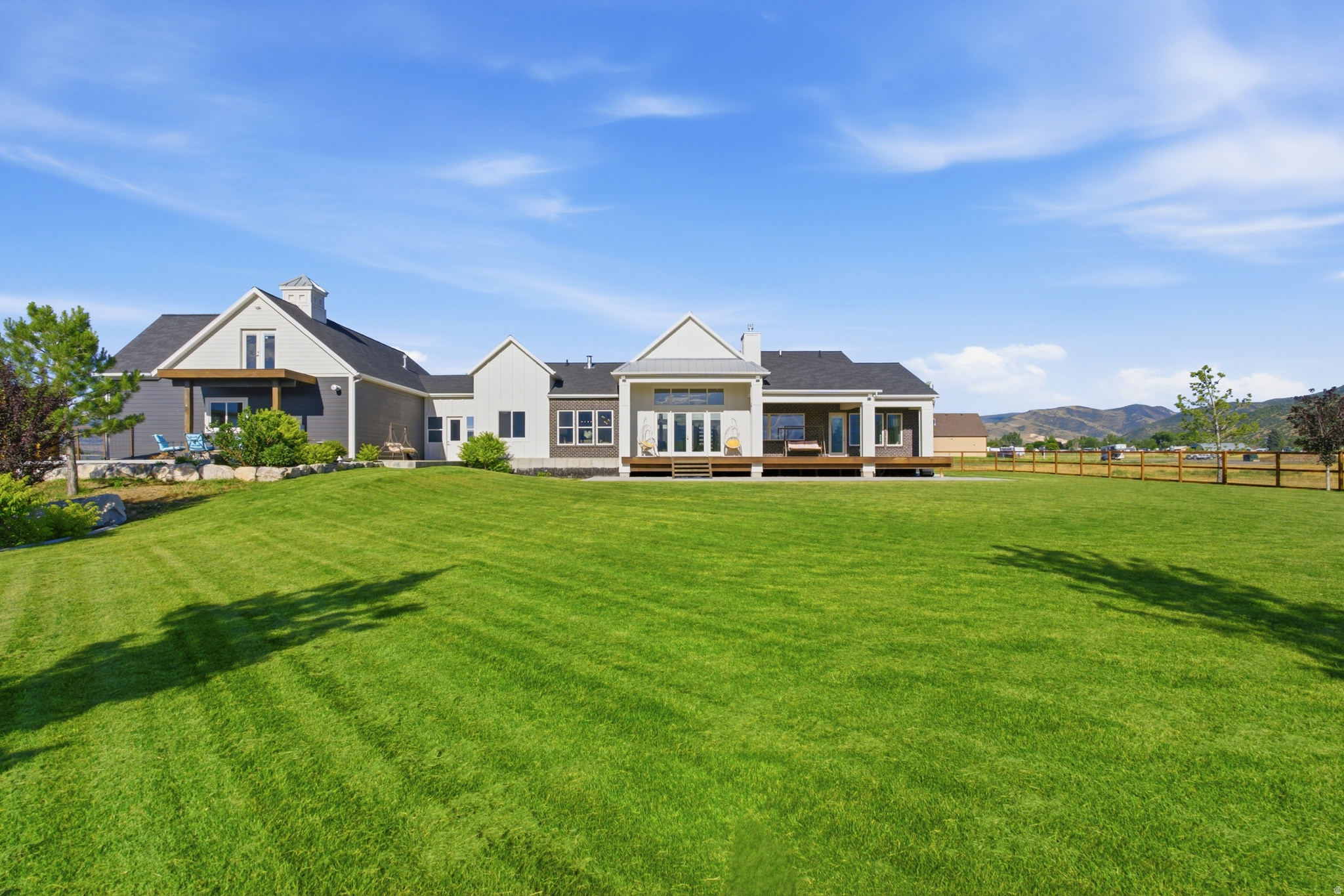 THREE FARMS ESTATES - Residential