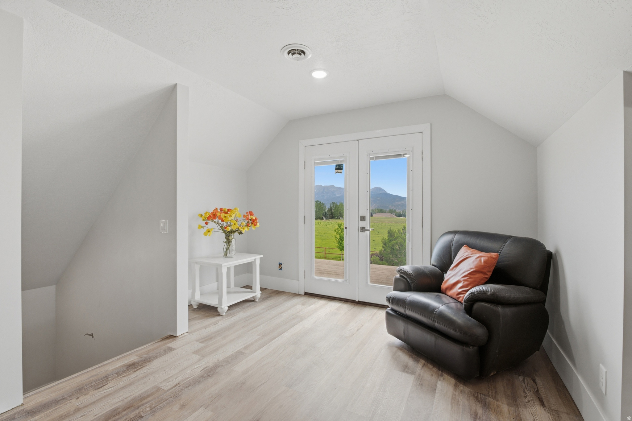 THREE FARMS ESTATES - Residential