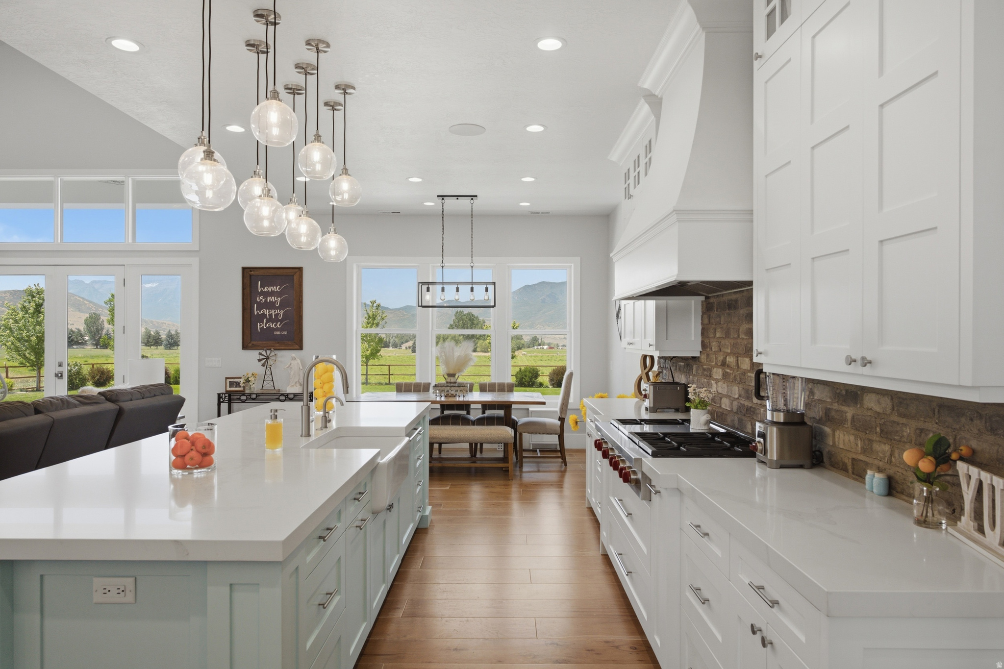 THREE FARMS ESTATES - Residential